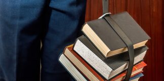 Czy egzamin ustny liczy się na studia? Czy egzamin ustny liczy się na studia?